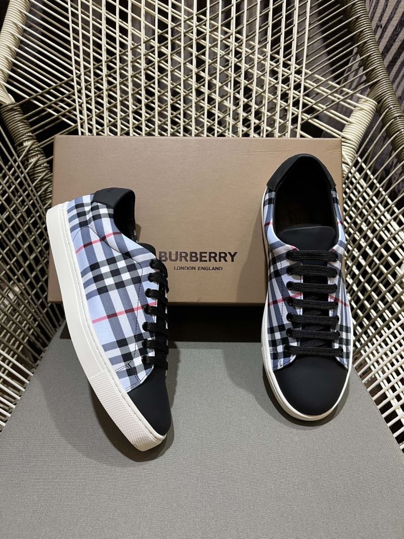 Burberry Low Shoes